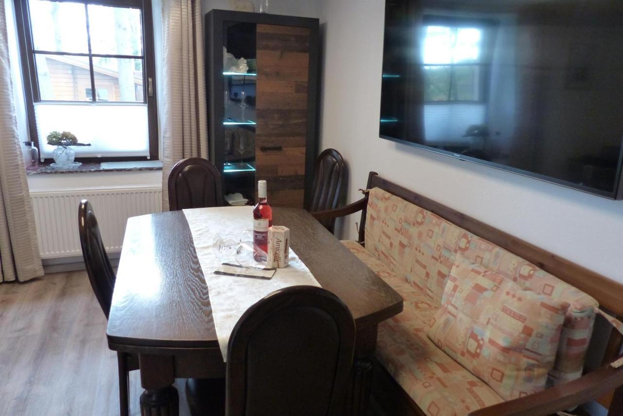 Ferienwohnung Huegelhaus Plutscheid Luaran gambar