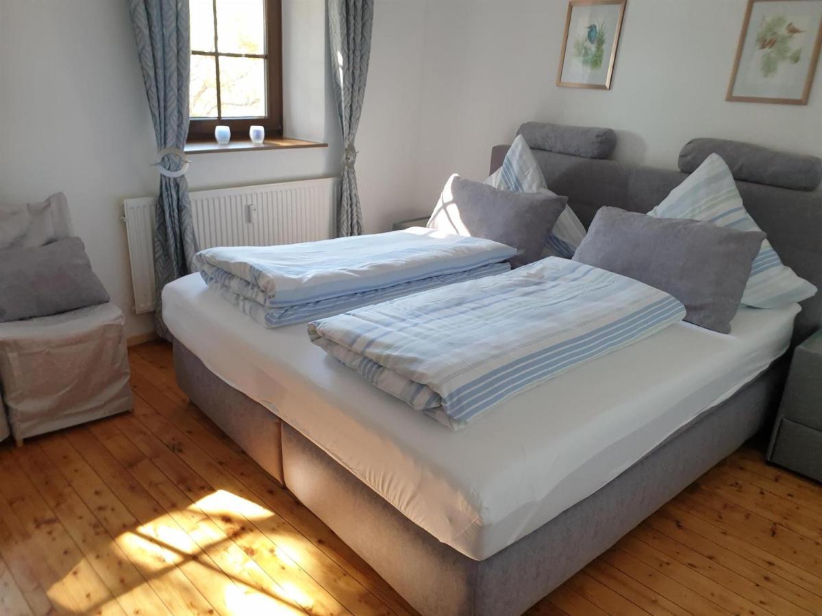 Ferienwohnung Huegelhaus Plutscheid Luaran gambar