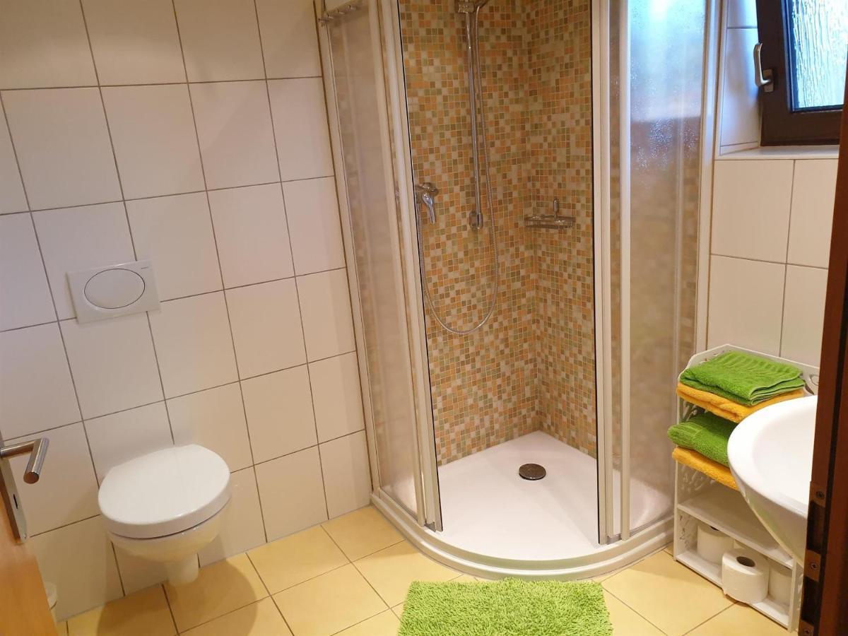 Ferienwohnung Huegelhaus Plutscheid Luaran gambar