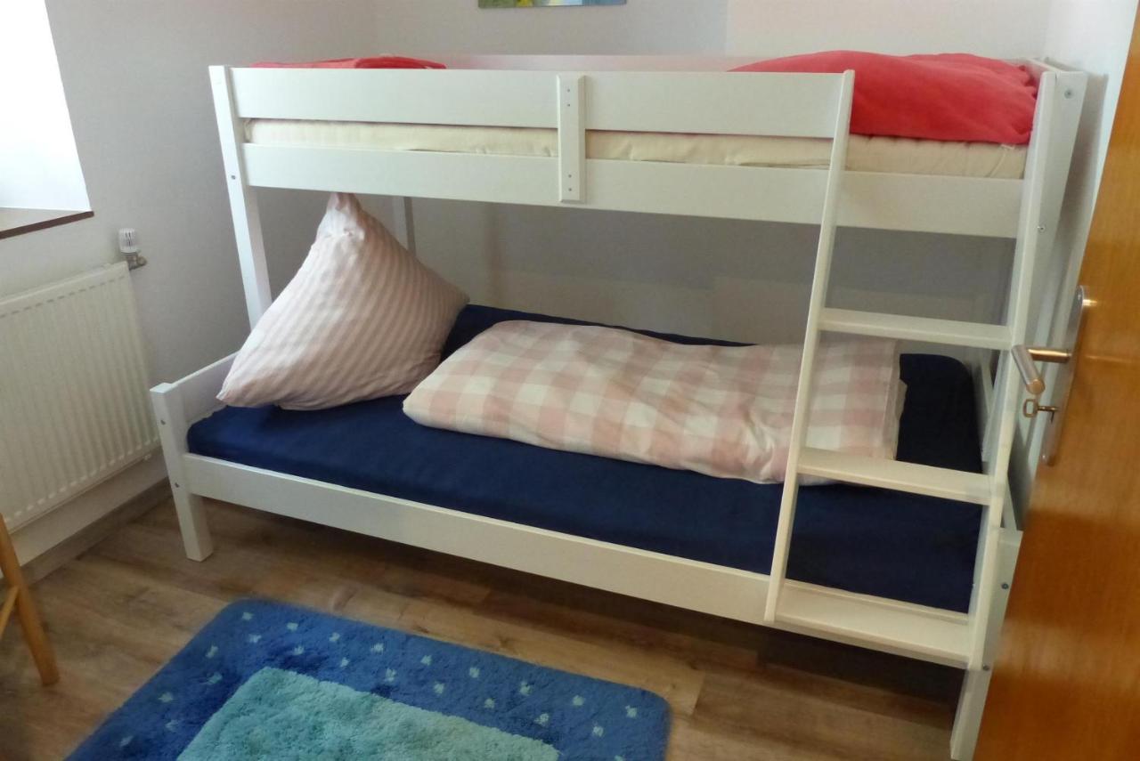 Ferienwohnung Huegelhaus Plutscheid Luaran gambar