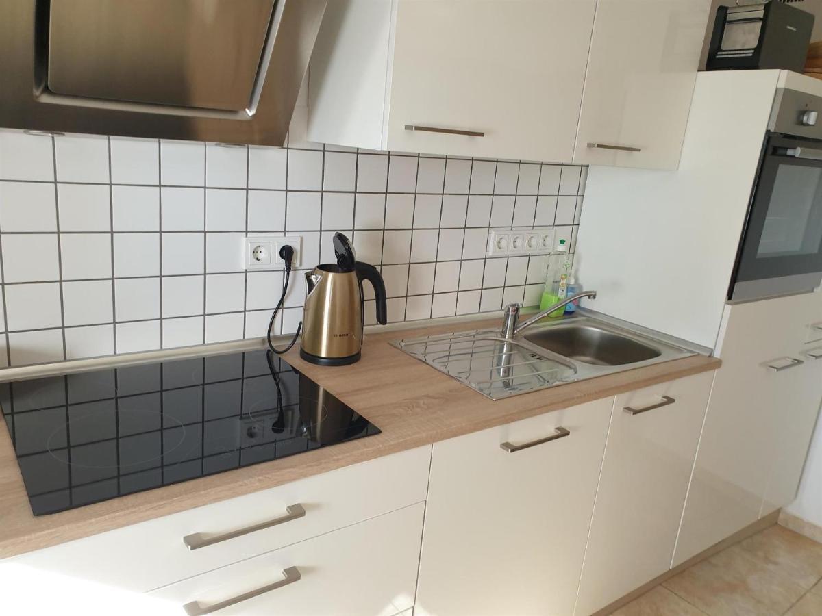 Ferienwohnung Huegelhaus Plutscheid Luaran gambar