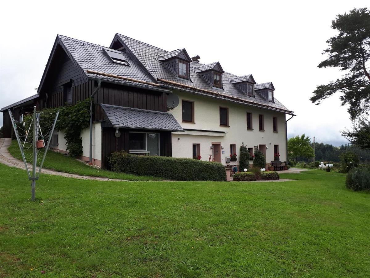 Ferienwohnung Huegelhaus Plutscheid Luaran gambar